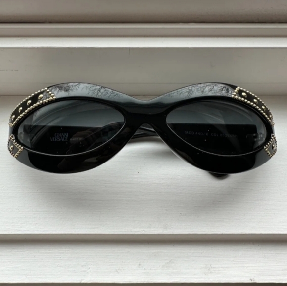 Vintage versace sunglasses "RARE!!!" - Picture 5 of 8